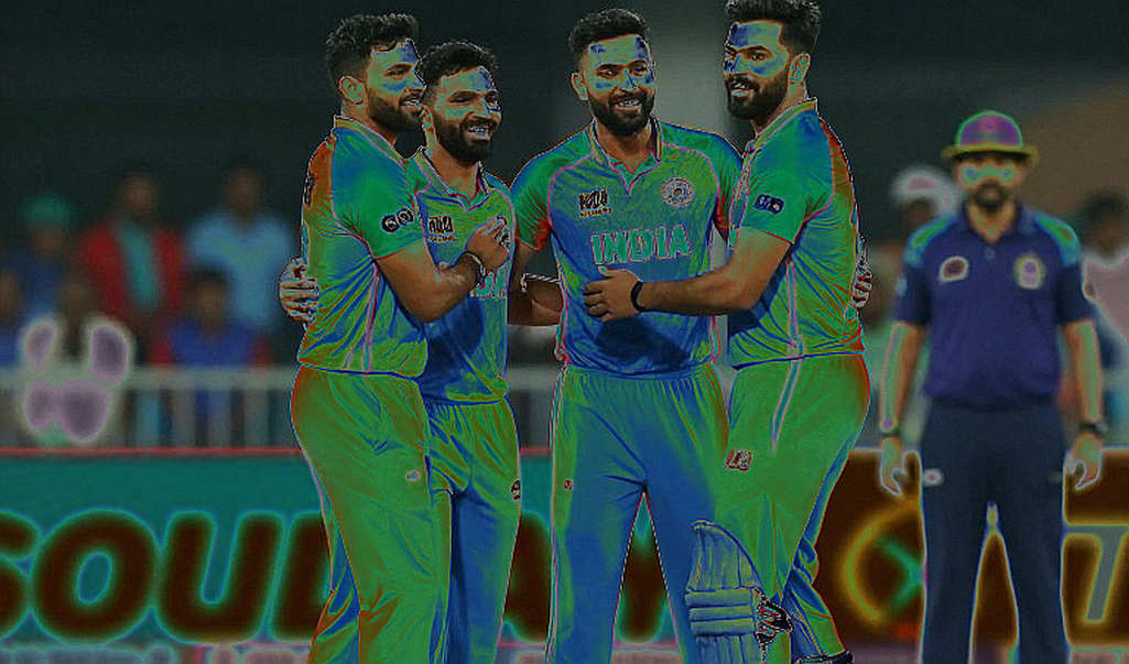 নিলামের ঘরে যে দাম কেউ দেখতে পায় না