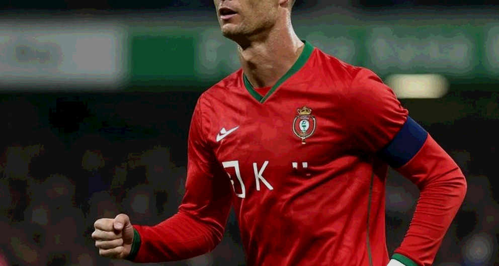 শেষ মুহূর্তের ঝড়ে কোমোর প্রত্যাবর্তন: ফ্যাব্রেগাসের প্রকল্প, নিকো পাজের উত্থান ও অমীমাংসিত প্রশ্ন