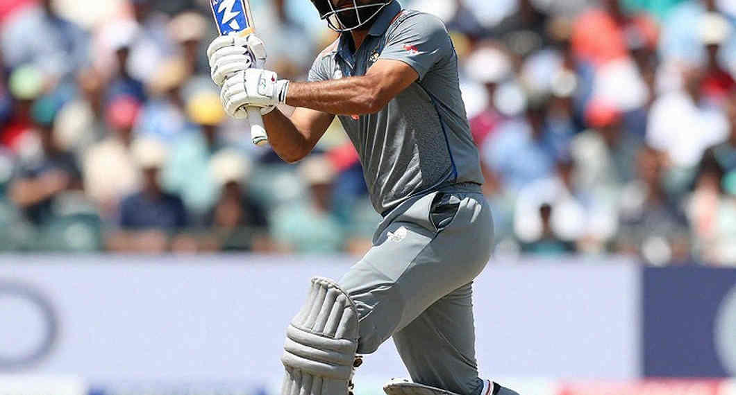 সালমান আঘার প্রত্যাবর্তন আর পাকিস্তানের টেস্ট খাতার ফাঁকা ঘর